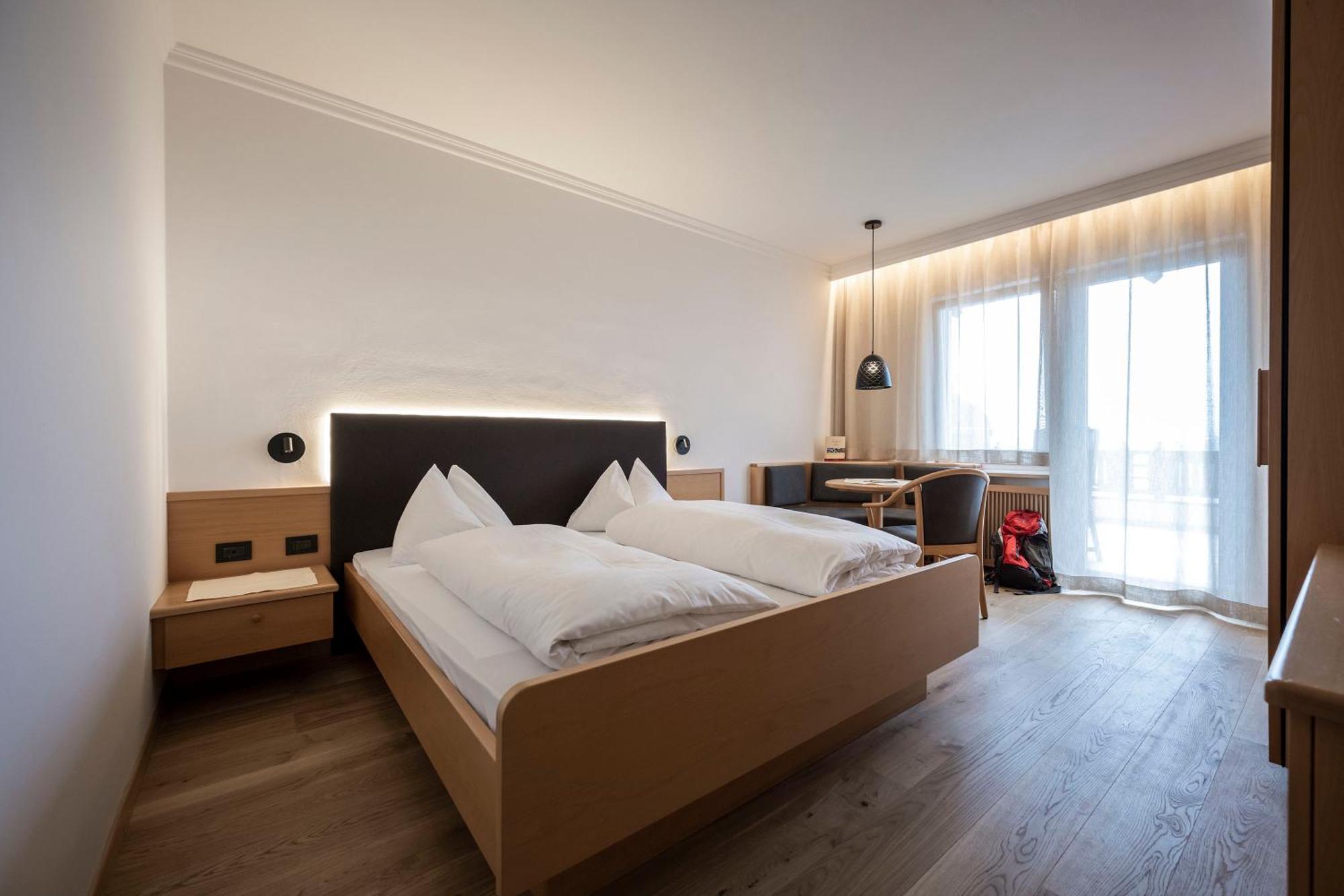 Erzherzog Johann 4* Scena