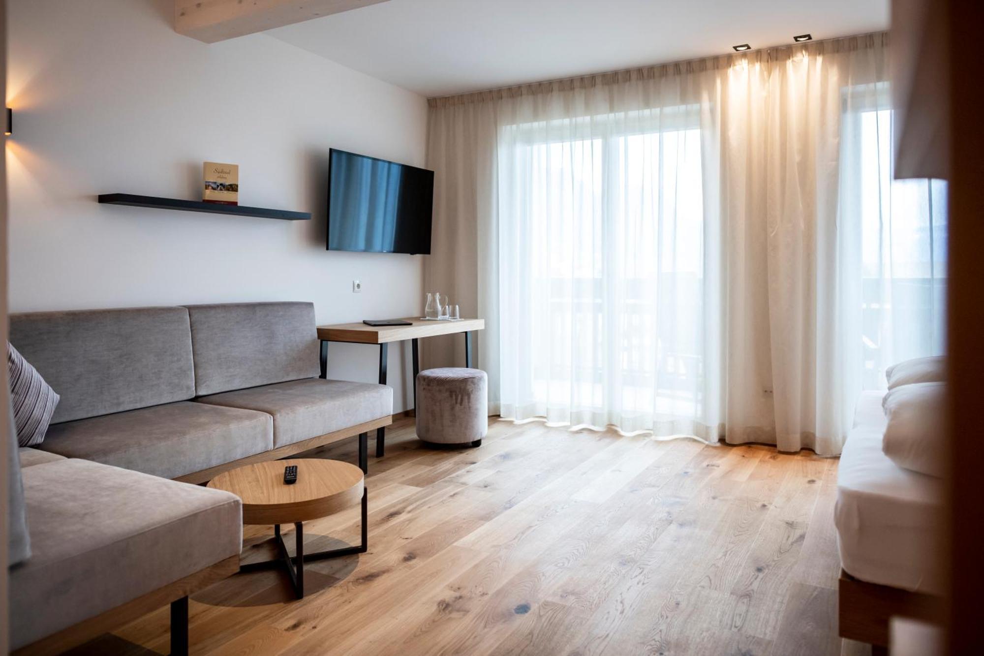 Erzherzog Johann Hotel Scena